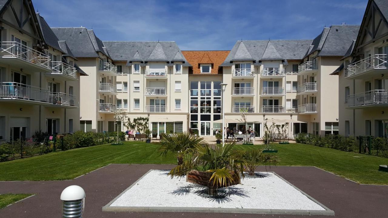 Domitys La Plage De Nacre Courseulles-sur-Mer Exterior photo